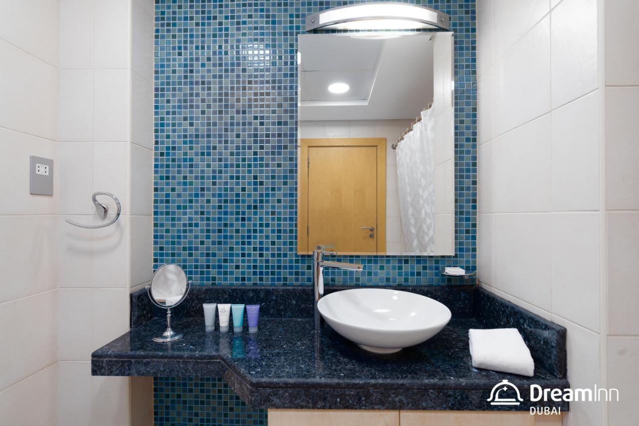 Dream Inn - Shoreline Palm Jumeirah ดูไบ ภายนอก รูปภาพ
